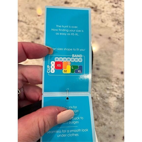 Barely There Black Dot Wire Free Bra XS (A-B 30-32) NWT - Picture 6 of 8